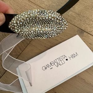 Giambattista Valli x H&M belt